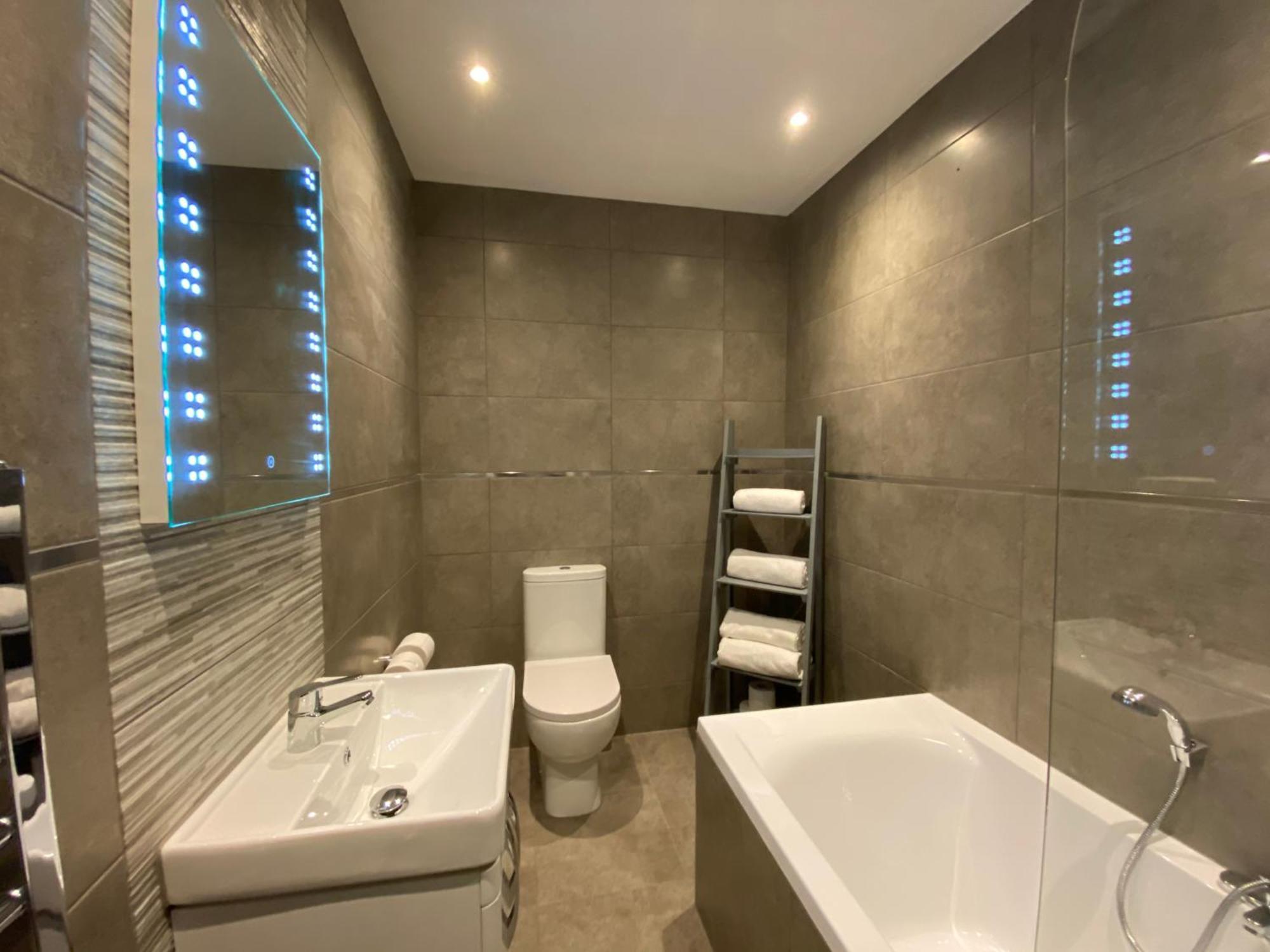 Eden Escapes Serviced Apartments Morecambe Εξωτερικό φωτογραφία